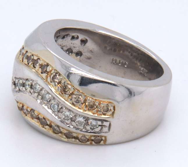 3 Wave Diamond Ring with Multicolor Diamonds