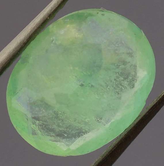 Stunning 1.63ct bright green Colombian emerald