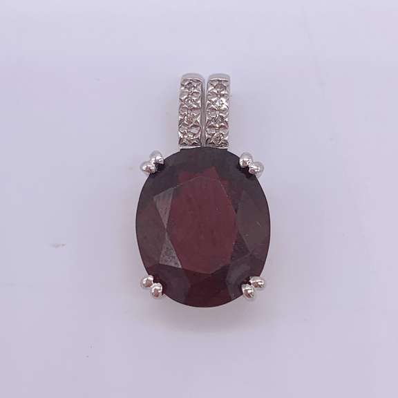 6.50 Carat Garnet & Diamond Pedant in 14kt Gold