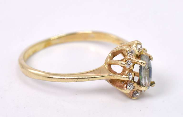 Estate Ring with Diamonds in Yellow Gold