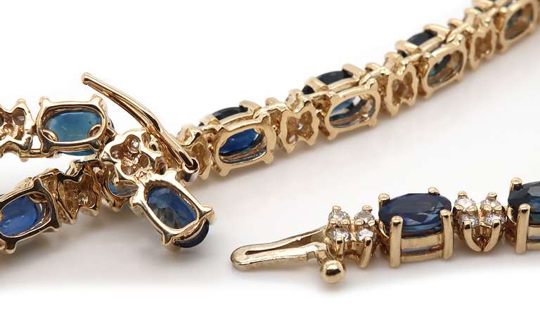 Remarkable Blue Sapphire and Diamond Yellow Gold Necklace