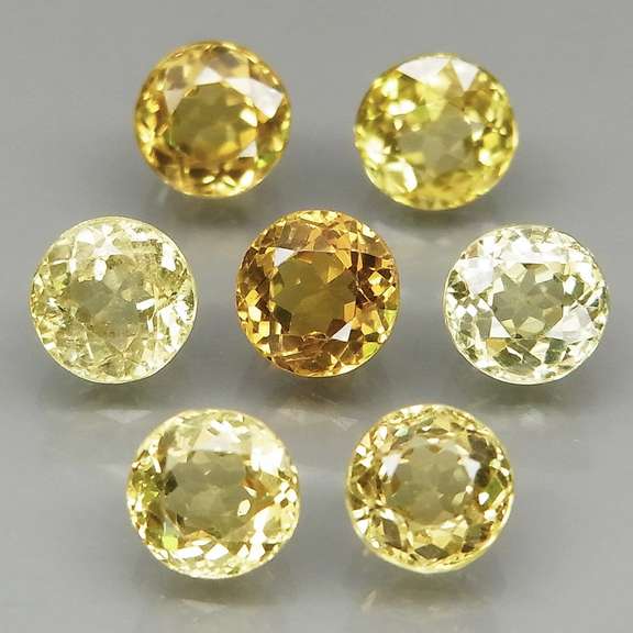 Rare collectors 2.78ct Malaya Garnet set