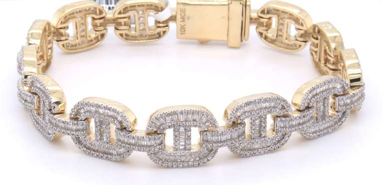 Spectacular 5.91ctw Diamond Yellow Gold Bracelet