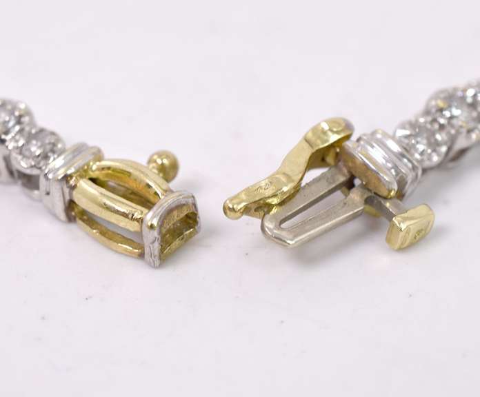 3 Diamond Bracelet in Gold