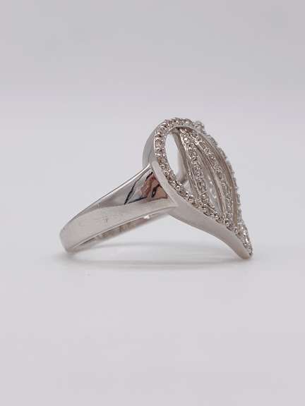 14kt White Gold Diamond Ring