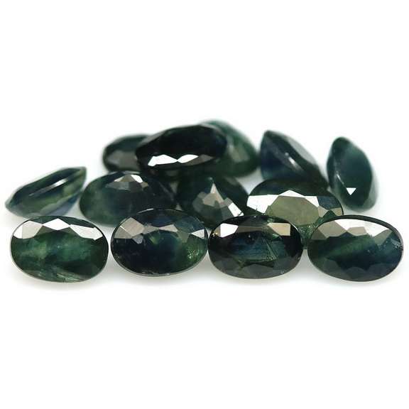 Heated only! 8.36ct oval cut Sapphire set