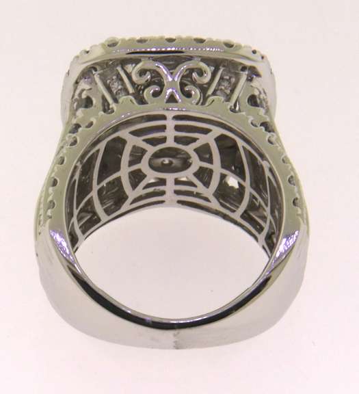 Gorgeous 4ctw Diamond Ring