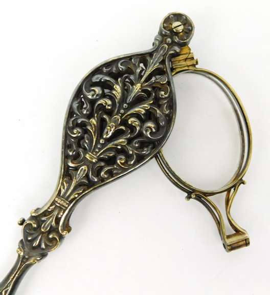 Ornate Antique Sterling Silver Ladies Lorgnette w/Chain