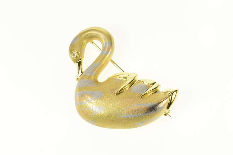 18K Yellow Gold Designer Ornate Tri Tone Swirl Swan Pin/Brooch