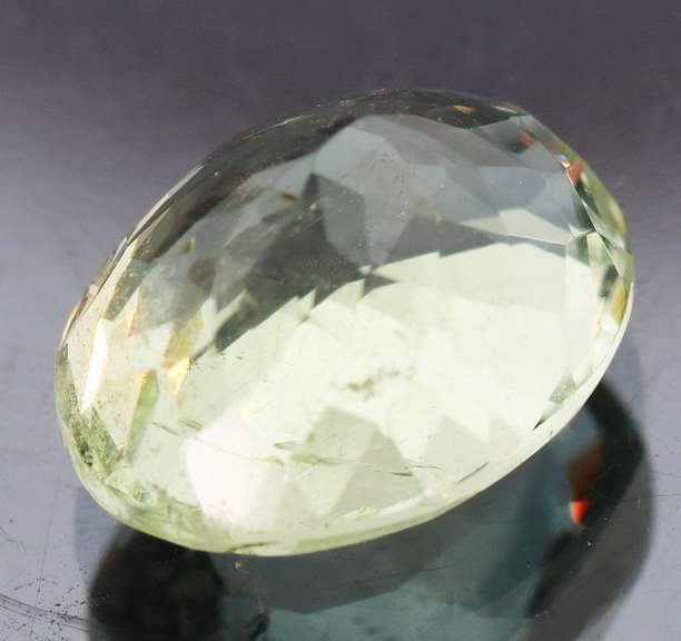 High fire 7.66ct platinum green Aquamarine