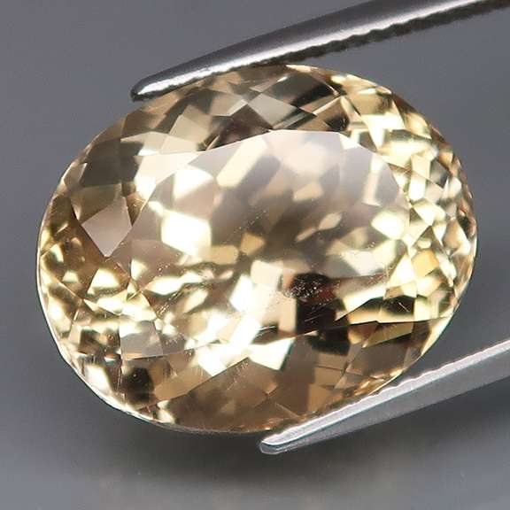 Amazing 14.01ct golden yellow unheated Citrine