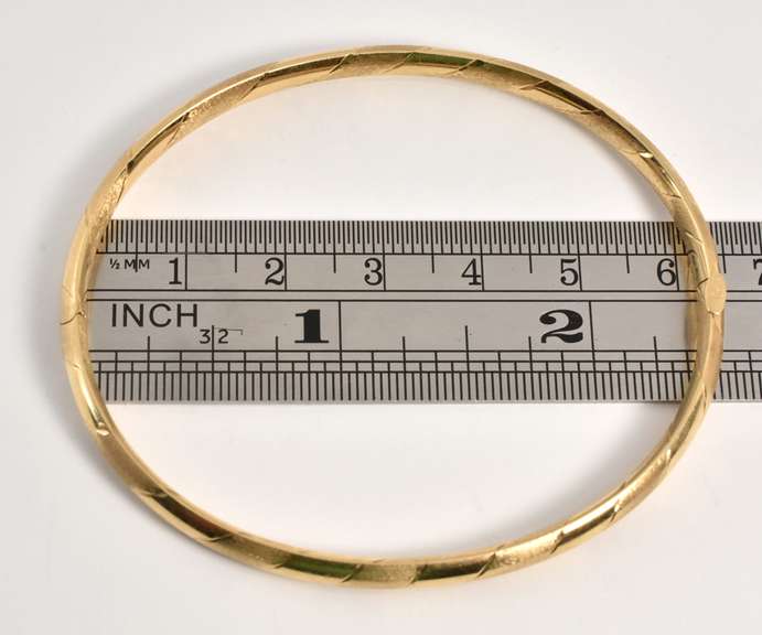 Popular 14k Etched Bangle