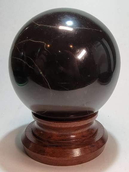 Stunning 5,750ct black Obsidian sphere