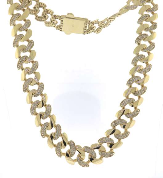 Dreamy Yellow Gold Cubic Zirconia Necklace
