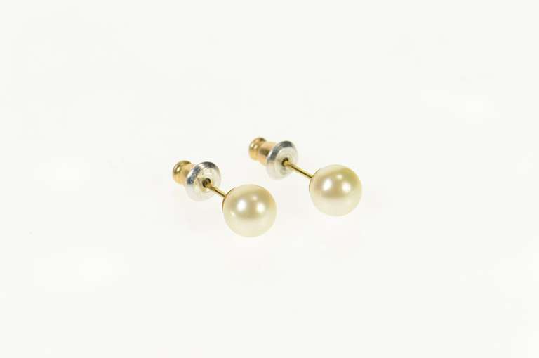 14K Yellow Gold Classic 5.9mm Pearl Stud Statement Earrings