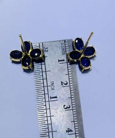 14kt Gold Blue Sapphire Earrings