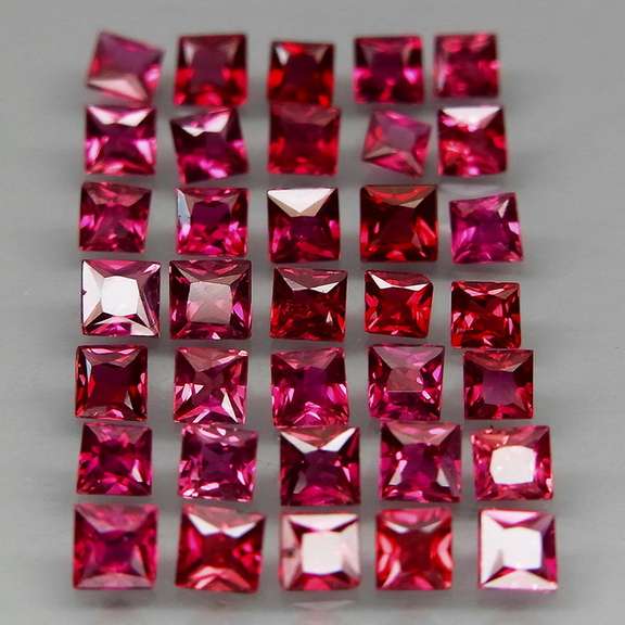 Radiant princess cut! Unheated! 4.27ct Sapphire set!