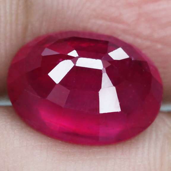 Vivid blood red 6.60ct Ruby from Madagascar