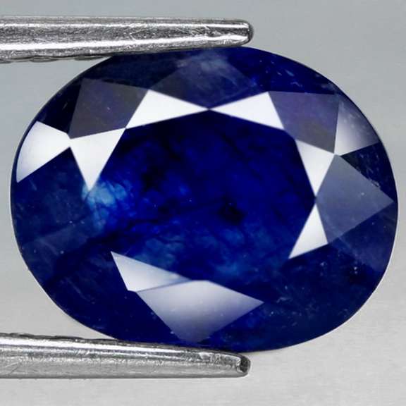 2.38ct Royal blue Sapphire from Madagascar