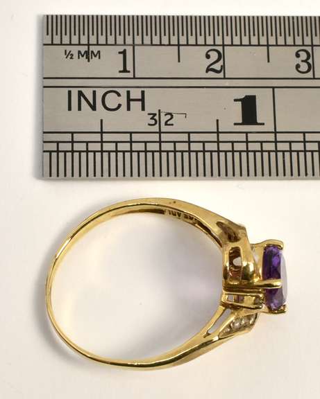 Tasteful Amethyst Ring