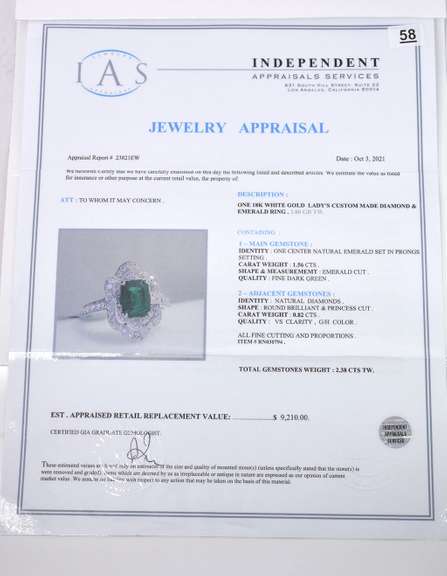 Darling 18K White Gold Ring with Emerald and Diamonds