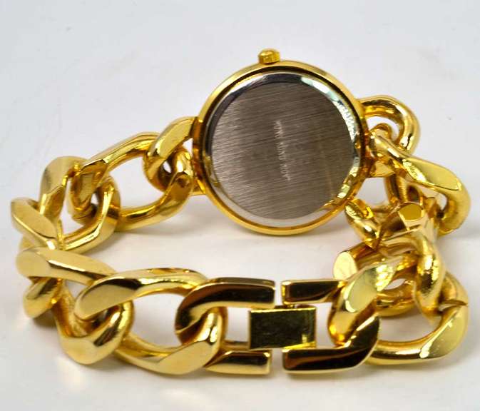 Ronica Ladies Gold Tone Watch. Pre-Owned.