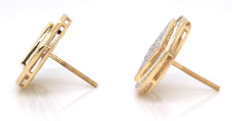 Glowing Yellow Gold Diamond Earrings