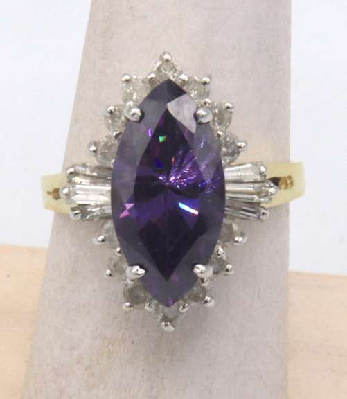 LADIES 14 KT GOLD AMETHYST AND DIAMOND RING