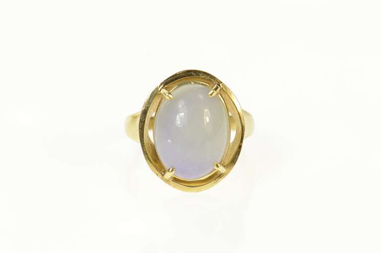 14K Yellow Gold Oval Lilac Jade Cabochon Retro Cocktail Ring