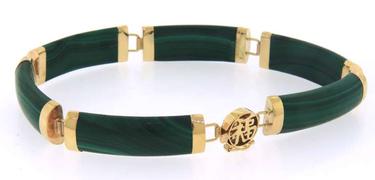 Pleasing Yellow Gold Malchite Link Bracelet