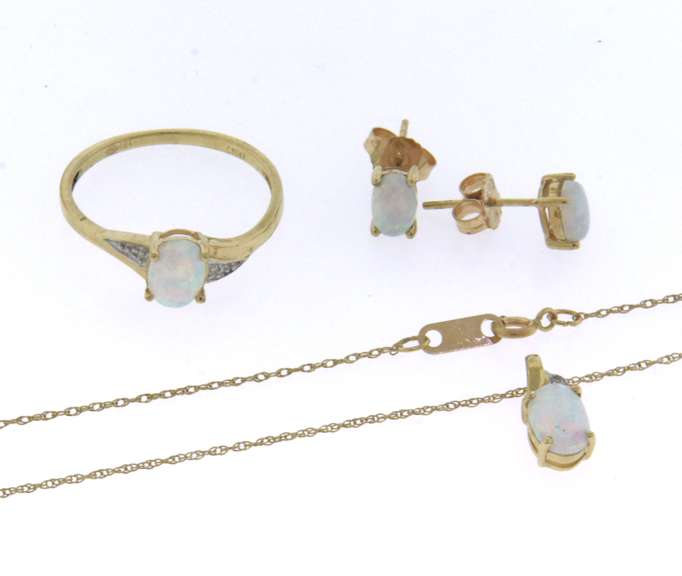 Favorite Set of 1.03ct Opal Stud, Ring and Necklace