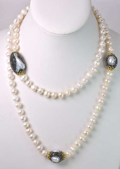 Opulent Pearl Necklace with Crystalized Mother of Pearls