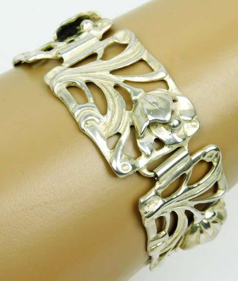 Vintage Wide Sterling Floral Panel Link Bracelet