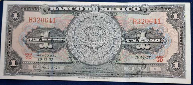 Lot Of 8 Bank Of Mexico Aztec Calendar One Peso.