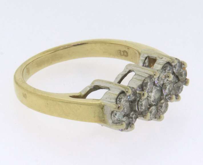 LADIES 14KT GOLD RING