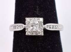 Enchanting Diamond Set Ladies White Gold Ring