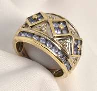 Modern 14k WG Ring with Tanzanites