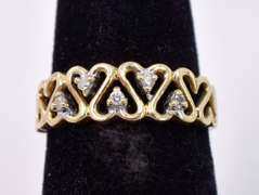 Heart Motif Diamond Band Ring in Gold