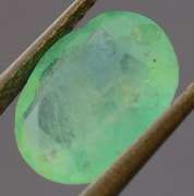 Stunning 1.63ct bright green Colombian emerald