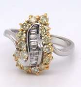 LADIES 18 KT DIAMOND COCKTAIL RING