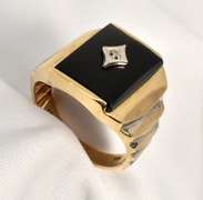 Man's Black Onyx Ring