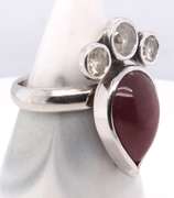 LADIES 18 KT WHITE GOLD CABOCHON RUBY AND DIAMOND RING