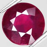 Stunning deep red 1.90ct Ruby solitaire