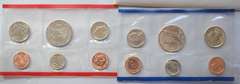 2 Each 1992 1994-5 1998  &  1 2001 US Mint Sets