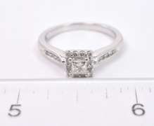 Enchanting Diamond Set Ladies White Gold Ring
