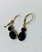 14kt Gold & Blue Sapphire Earrings