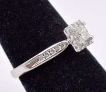 Enchanting Diamond Set Ladies White Gold Ring