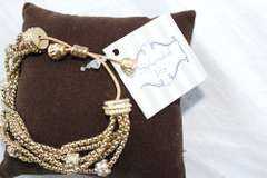 Splendid Iris Fashion Jewelry Bracelet