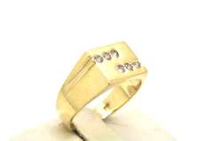 MENS 14 KT GOLD DIAMOND RING