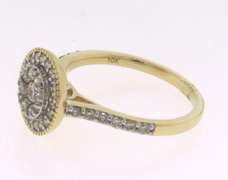 Lovely 10kt Diamond Bridal Set
